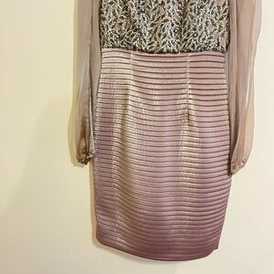 Elegant Kay Unger cocktail Dress, size 2, perfect condition